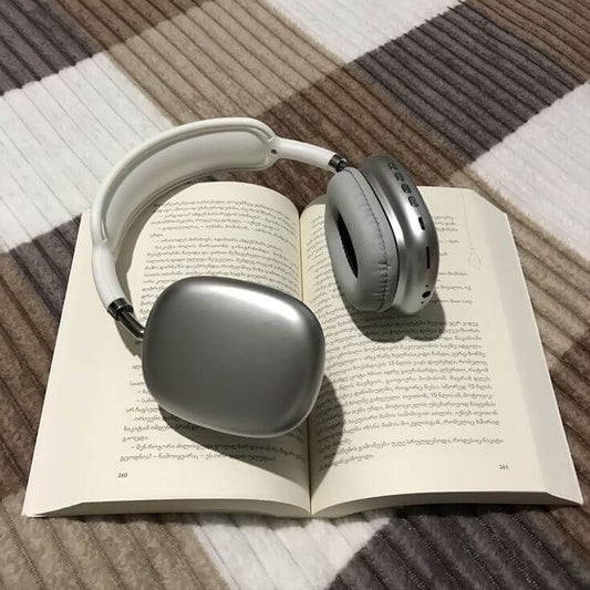 P9 headphone